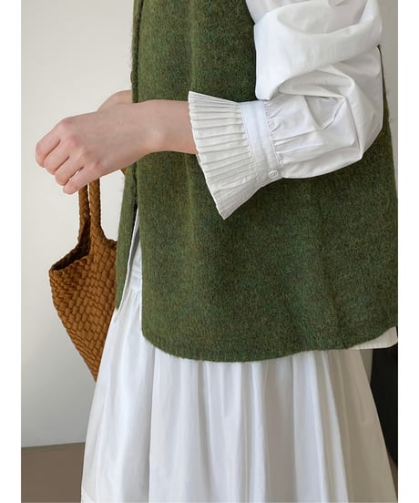 ruffled collar blouse　hm2080