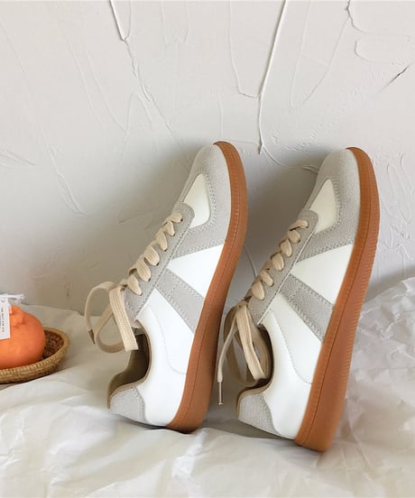 natural bicolor sneakers　hm1738