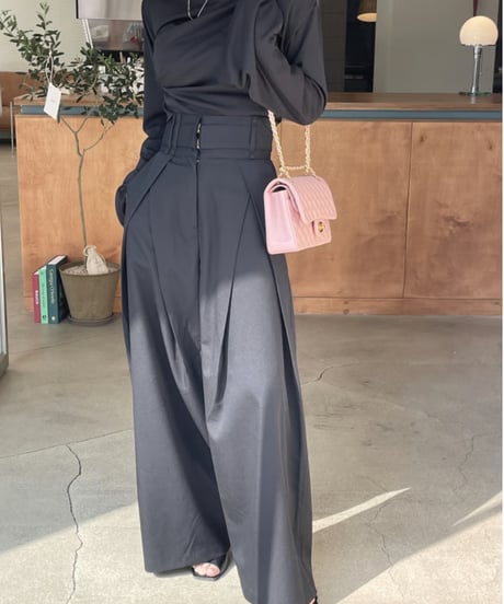 tuck wide slacks / 2color　hm2822