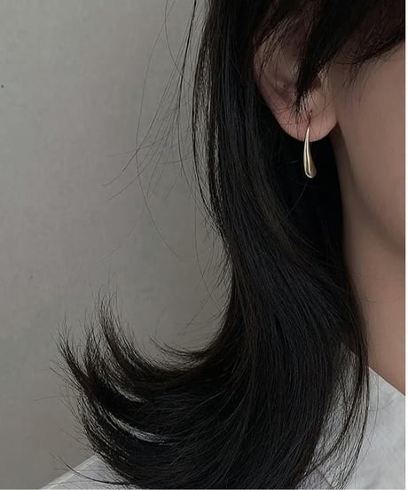 teardrop twist pierce / 2color　hm2129