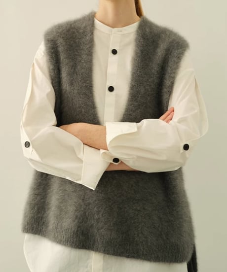 deep v-neck knit vest / 2color　hm1851