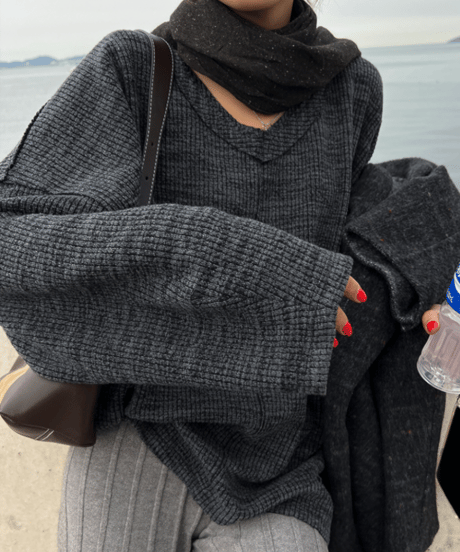 v-neck knit top / 2color　hm1129