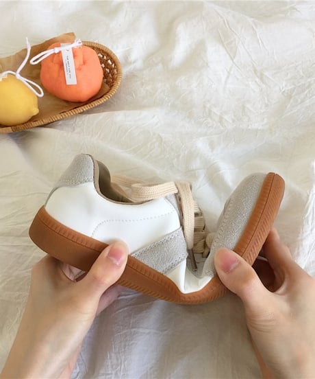 natural bicolor sneakers　hm1738