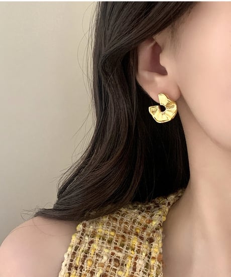 textured c-shaped pierce　hm2760