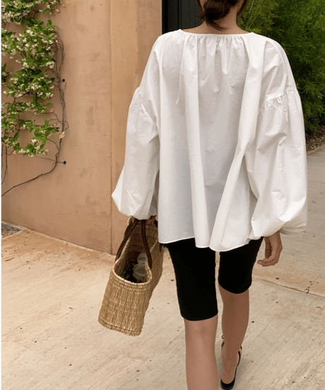 skipper loose blouse / 2color　hm2931