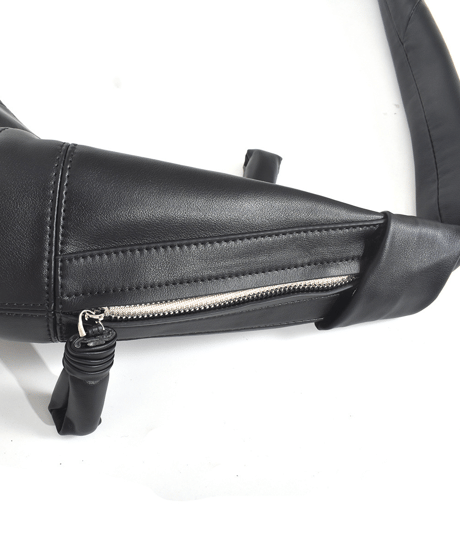 half moon shoulder bag / 2color　hm2772