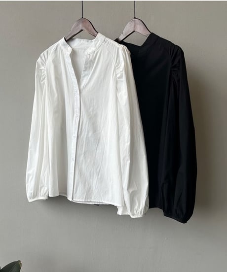 gathered puff sleeve shirt / 2color　hm1715