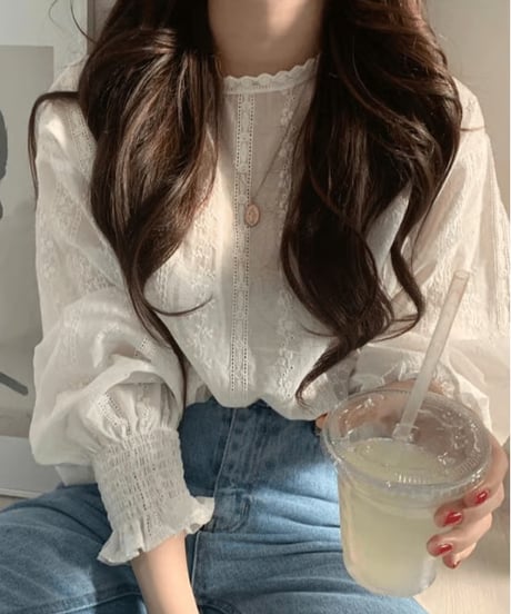 embroidered puff blouse　hm2921