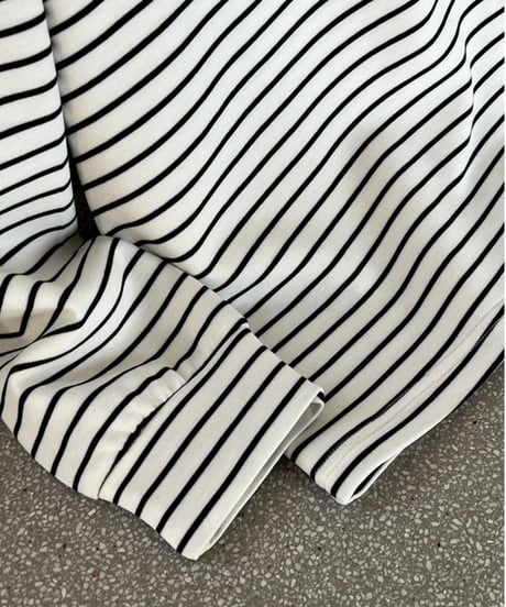 loose strip sweatshirt / 2color　hm2059