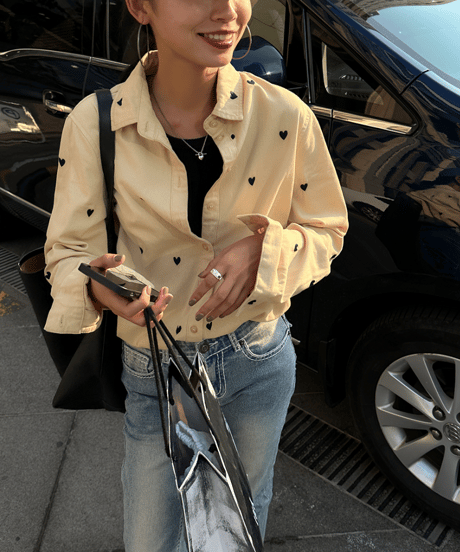 heart embroidered denim shirt / 2color　hm1263
