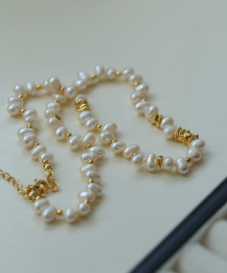 gold accent necklace　hm2123