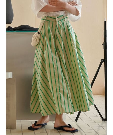 border relax skirt　hm2363