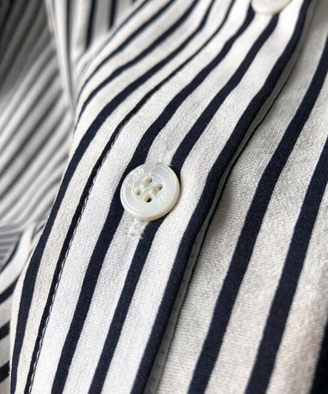 twist sleeve striped blouse　hm1682