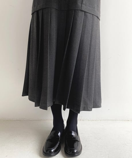 pleated sleeveless dress　hm1654