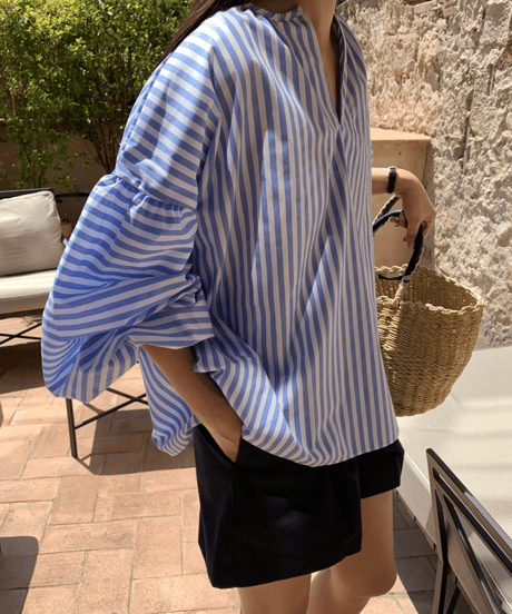 skipper loose blouse / 2color　hm2931