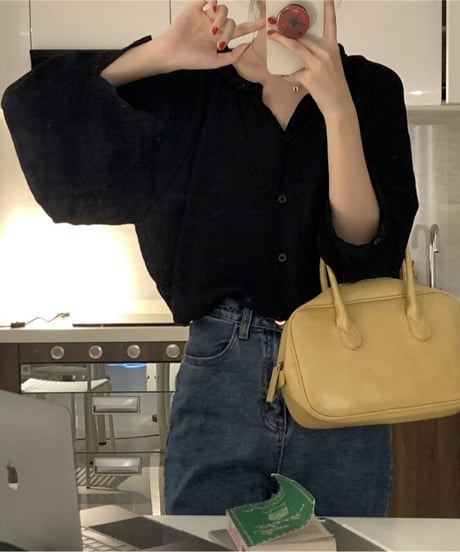 volume v-neck blouse / 2color　hm1681