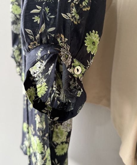 back ribbon floral blouse　hm2278