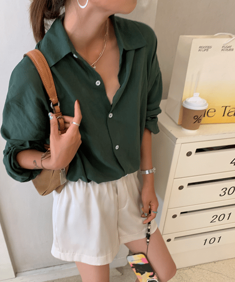 back slit shirt / 2color　hm1574