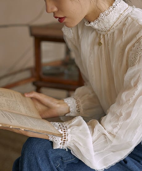 mockneck lace blouse　hm1983