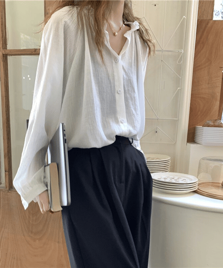 volume v-neck blouse / 2color　hm1681