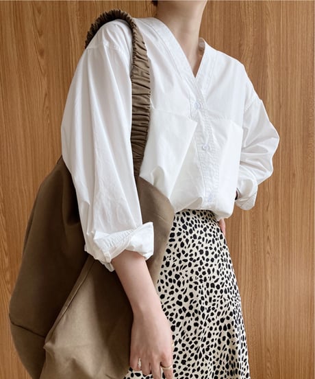 collarless v-neck shirt / 2color　hm2045