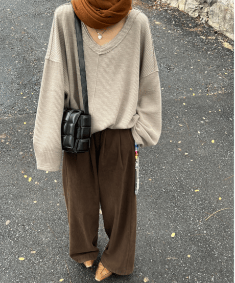 v-neck knit top / 2color　hm1129