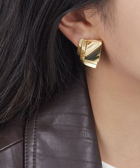 chunky square pierce / 2color　hm2364