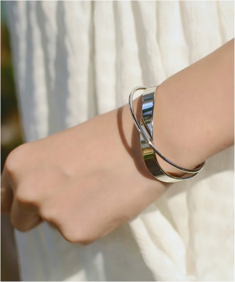 mobius circle bangle / 3color　hm1564