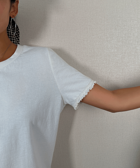 lace round neck top / 2color　hm1606