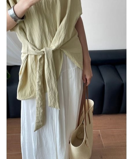 twist hem blouse / 2color　hm2407
