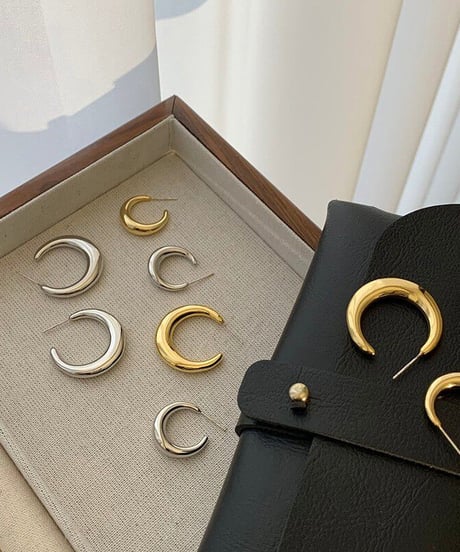 chic hoop earrings / 2color　hm2515