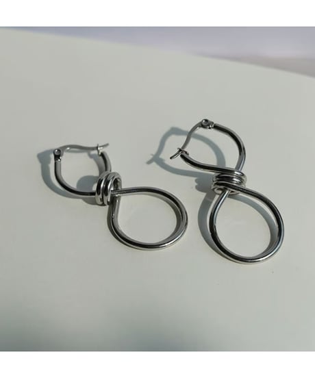 twist design pierce / 2color　hm1554