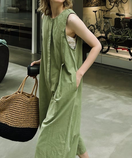 retro sleeveless jumpsuit / 2color　hm2475