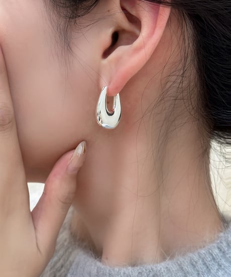 u-shaped glossy pierce / 2color　hm1220