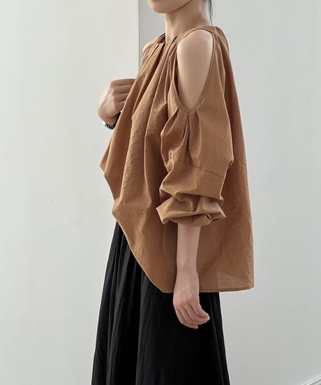 off-shoulder blouse / 2color　hm1527