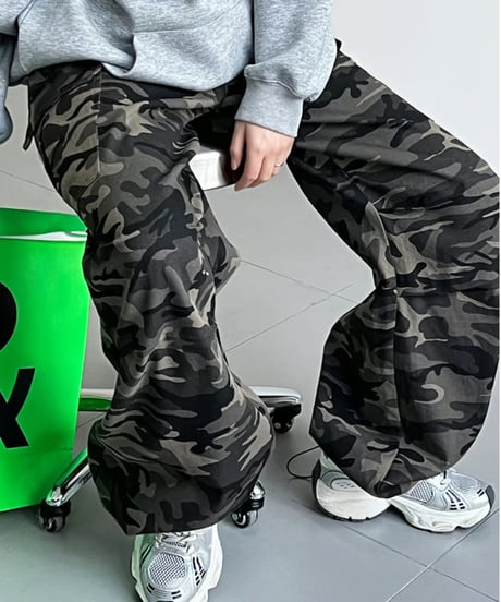 camouflage cargo pants　hm2077