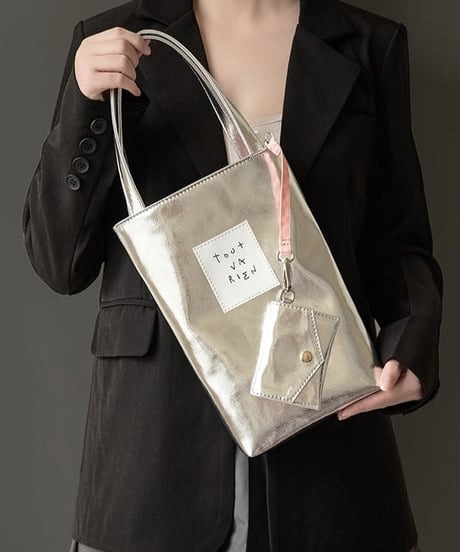 metallic label bucket bag　hm1989
