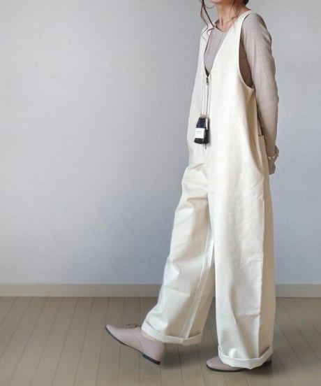 deep v-neck salopette / 3color　hm2596