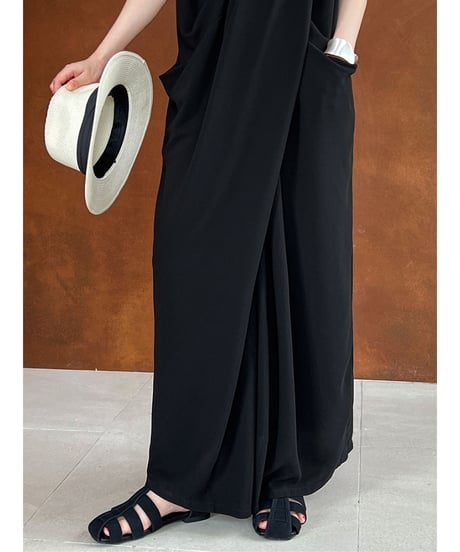 《即納》cross design v-neck dress / 2color　hm2046