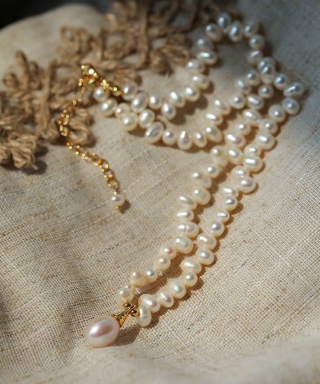 gold accent necklace　hm2123
