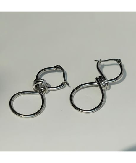 twist design pierce / 2color　hm1554