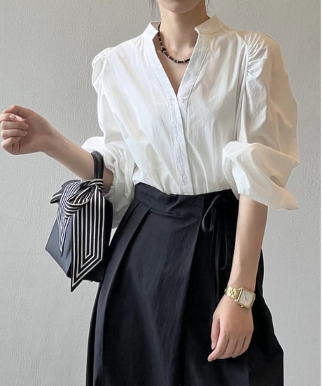 gathered puff sleeve shirt / 2color　hm1715