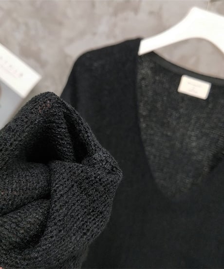 large v-neck sweater / 2color　hm1023