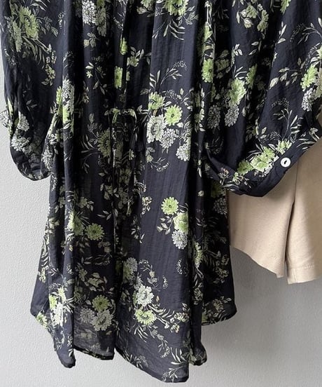 back ribbon floral blouse　hm2278