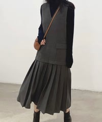 pleated sleeveless dress　hm1654
