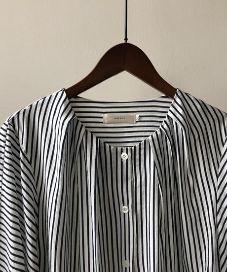 twist sleeve striped blouse　hm1682