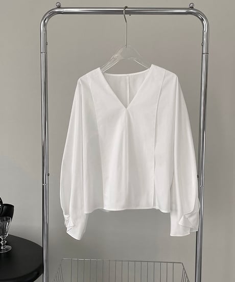 feminine v-neck blouse　hm1928