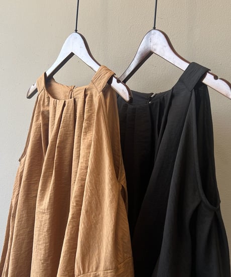 off-shoulder blouse / 2color　hm1527