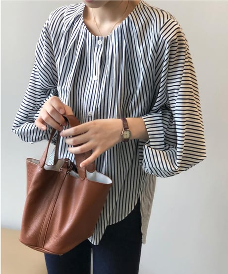 twist sleeve striped blouse　hm1682
