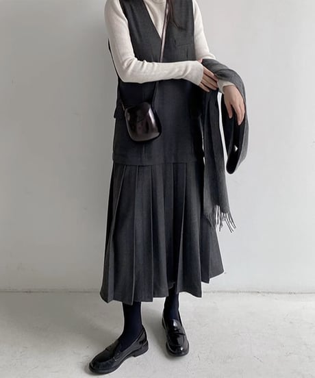 pleated sleeveless dress　hm1654